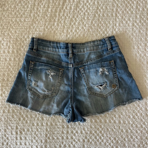 Jean shorts - Picture 2 of 3